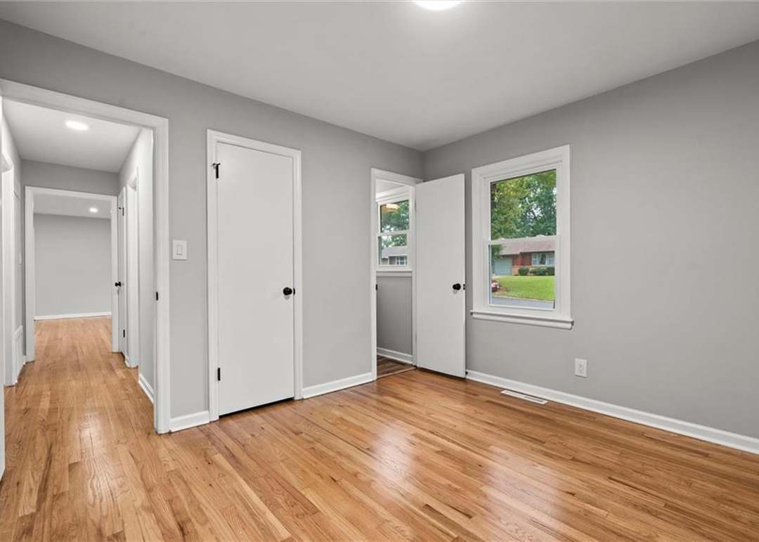 6710 E 98th Street — photo 19