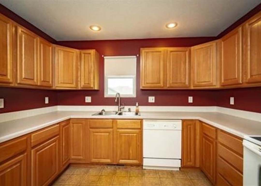 749 Liberty Street — photo 9