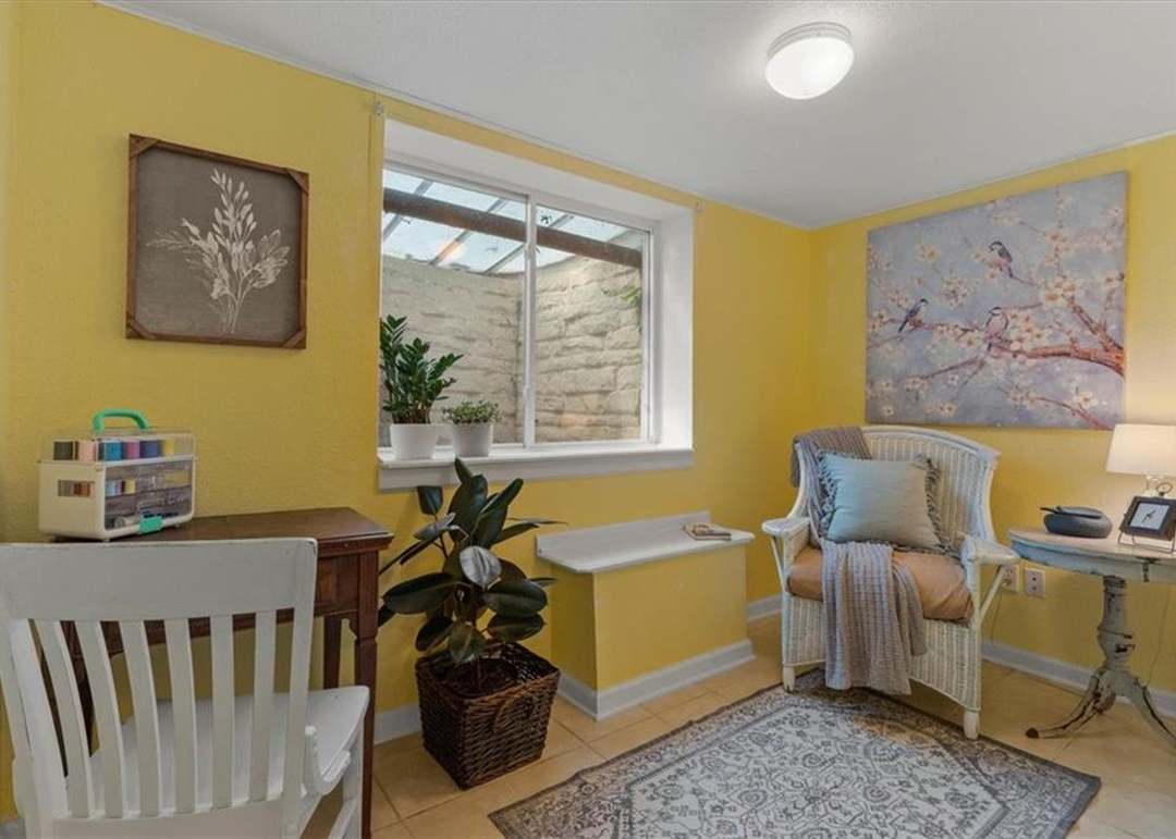 16906 Barry Lane — photo 23
