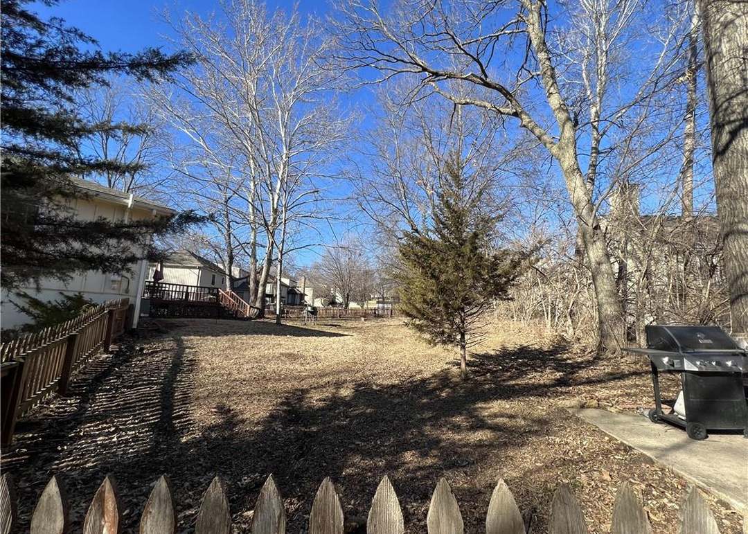 10009 Madison Avenue — photo 13