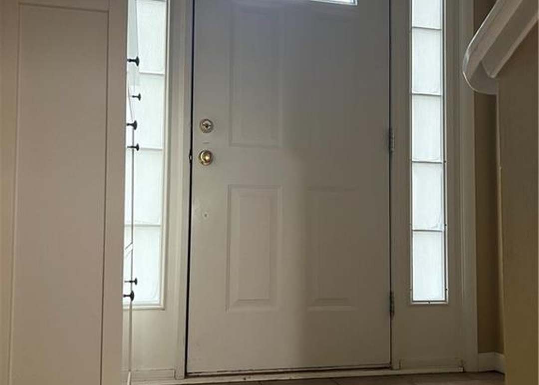 10009 Madison Avenue — photo 16