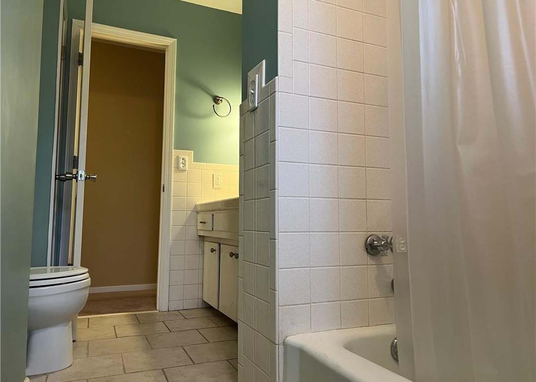 10009 Madison Avenue — photo 29