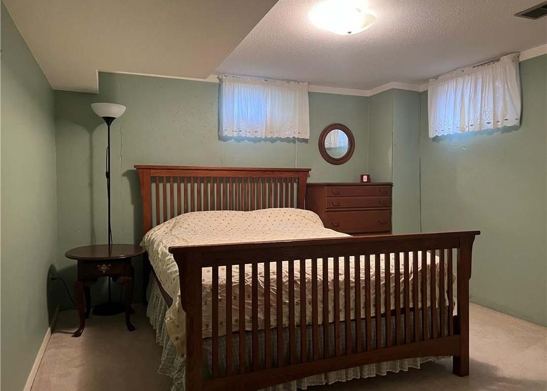 10009 Madison Avenue — photo 34
