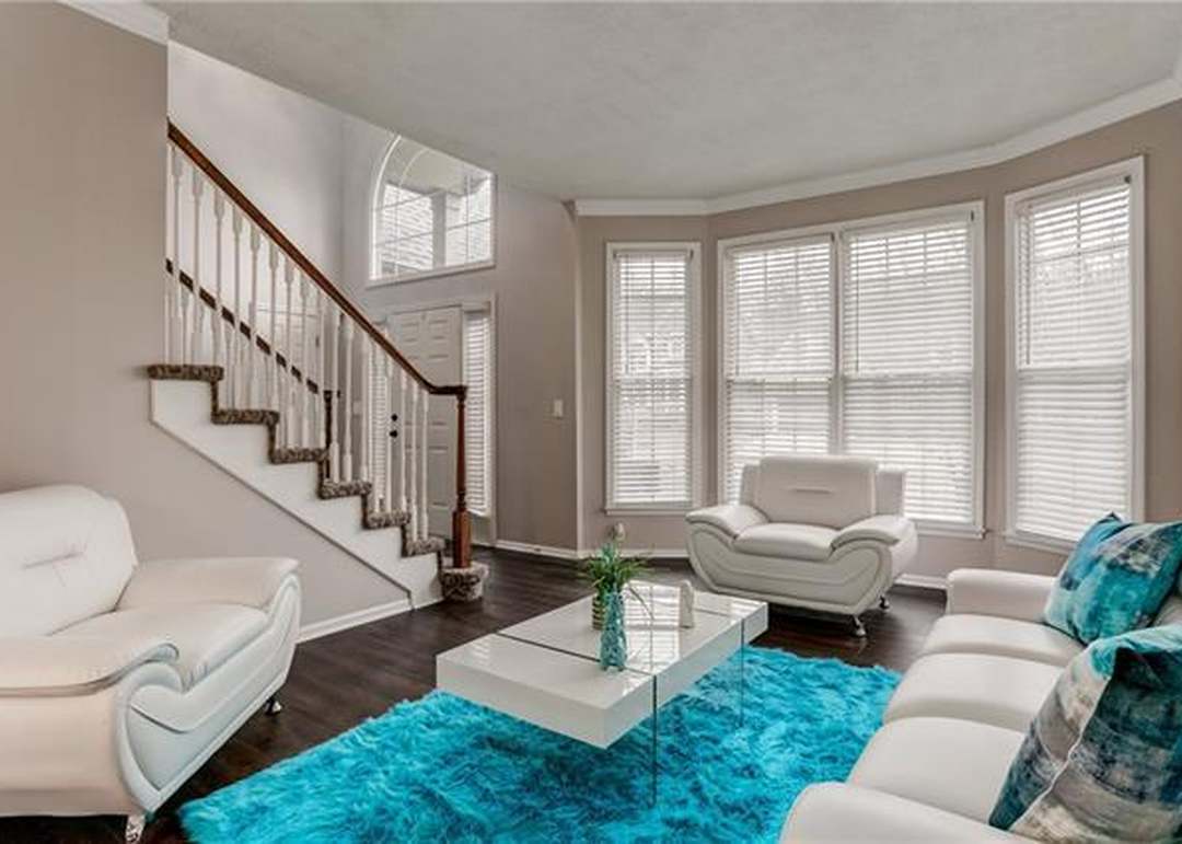 13228 Barton Street — photo 10