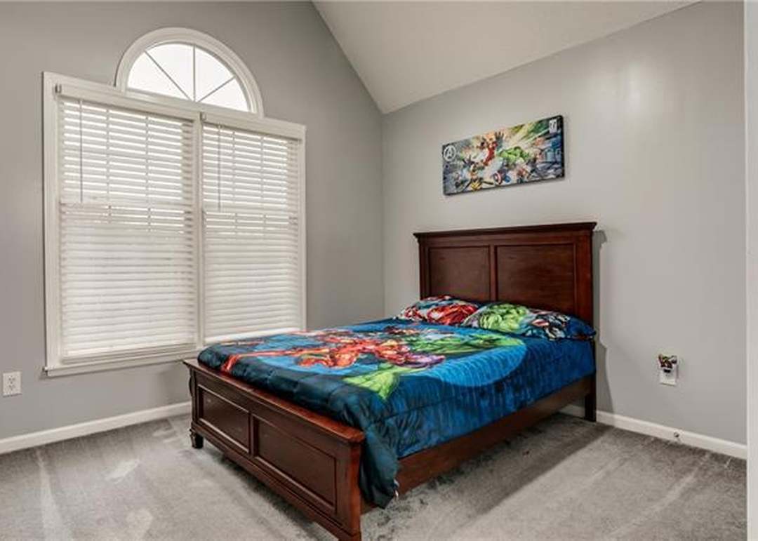 13228 Barton Street — photo 20