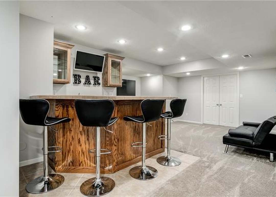 13228 Barton Street — photo 23