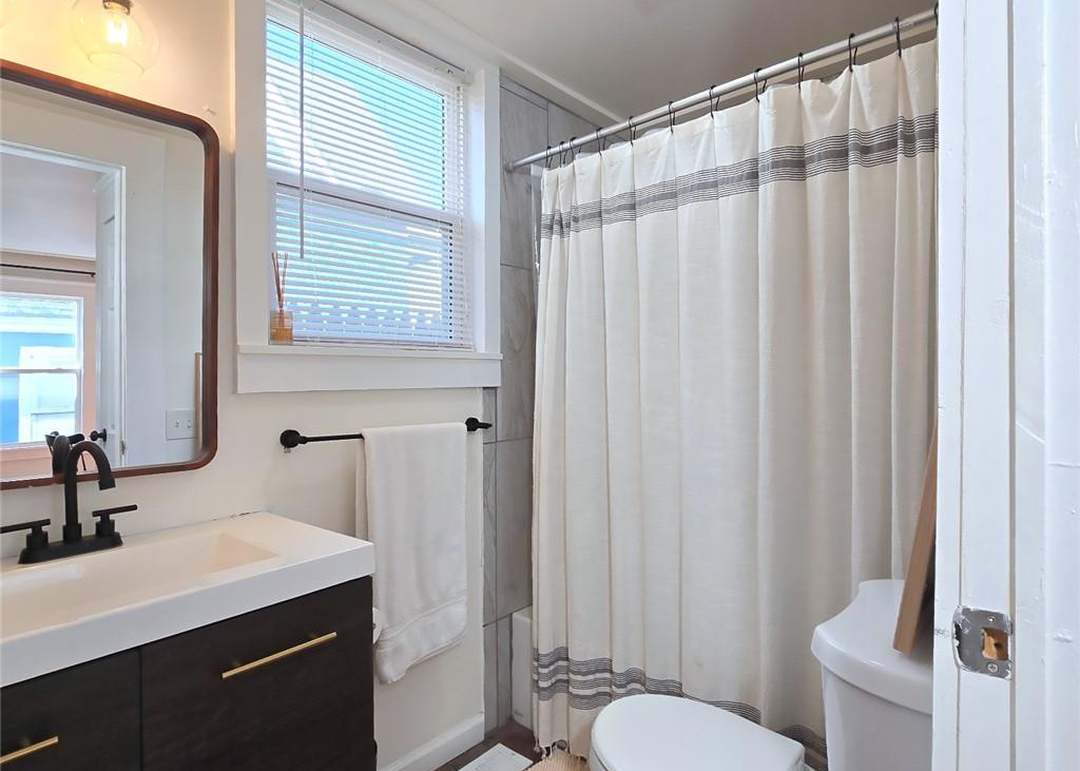 3613 Anderson Avenue — photo 19