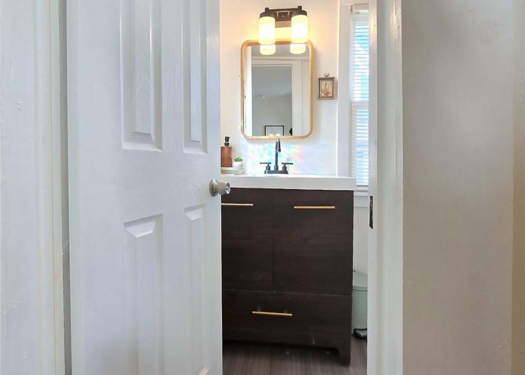 3613 Anderson Avenue — photo 26