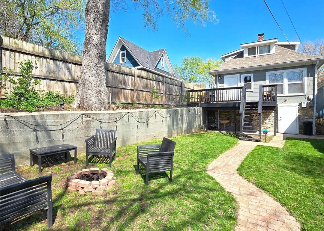 3613 Anderson Avenue — photo 31