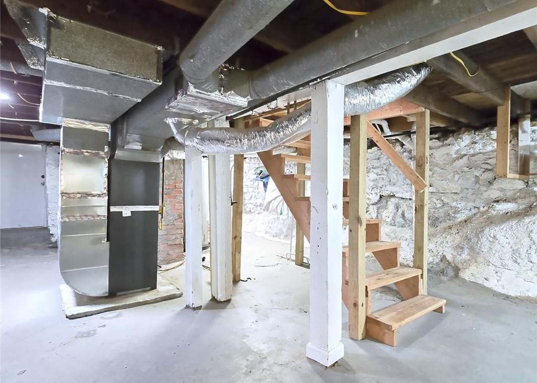 3613 Anderson Avenue — photo 33