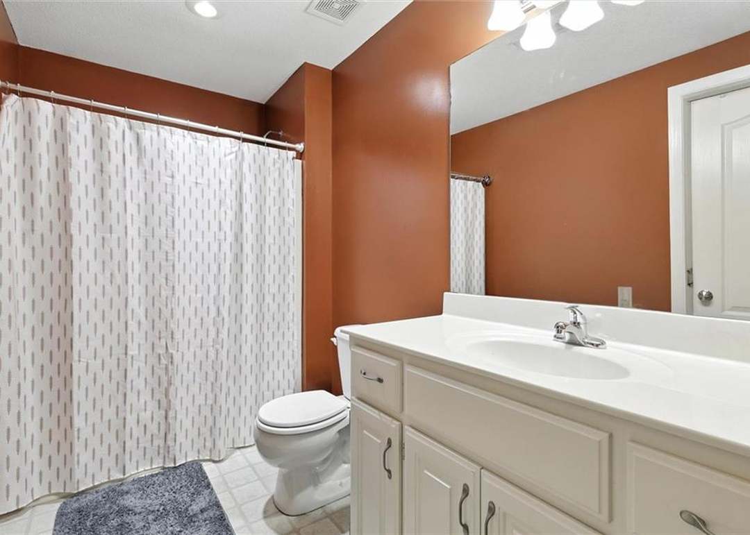 800 Cherry Lane — photo 7