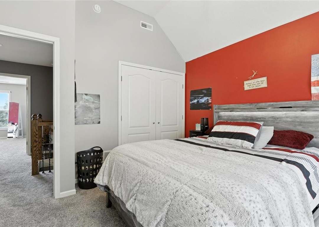 800 Cherry Lane — photo 29