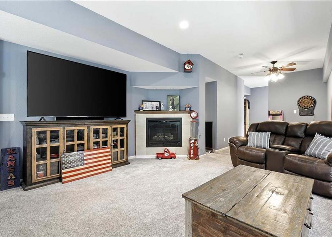 800 Cherry Lane — photo 31