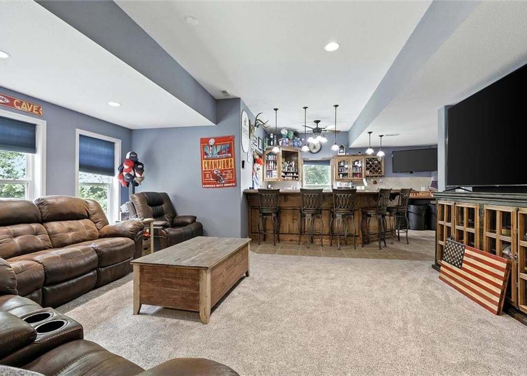 800 Cherry Lane — photo 33