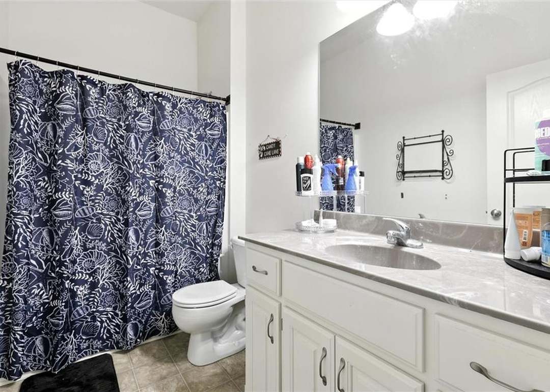 800 Cherry Lane — photo 39