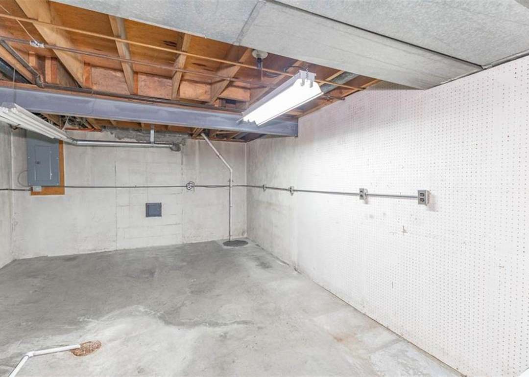 333 S Stevenson Street — photo 5