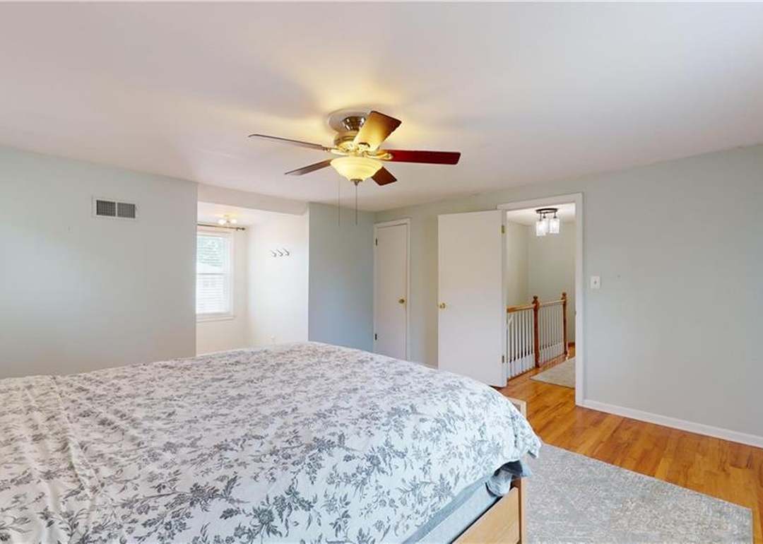 3700 NE 49TH Street — photo 33