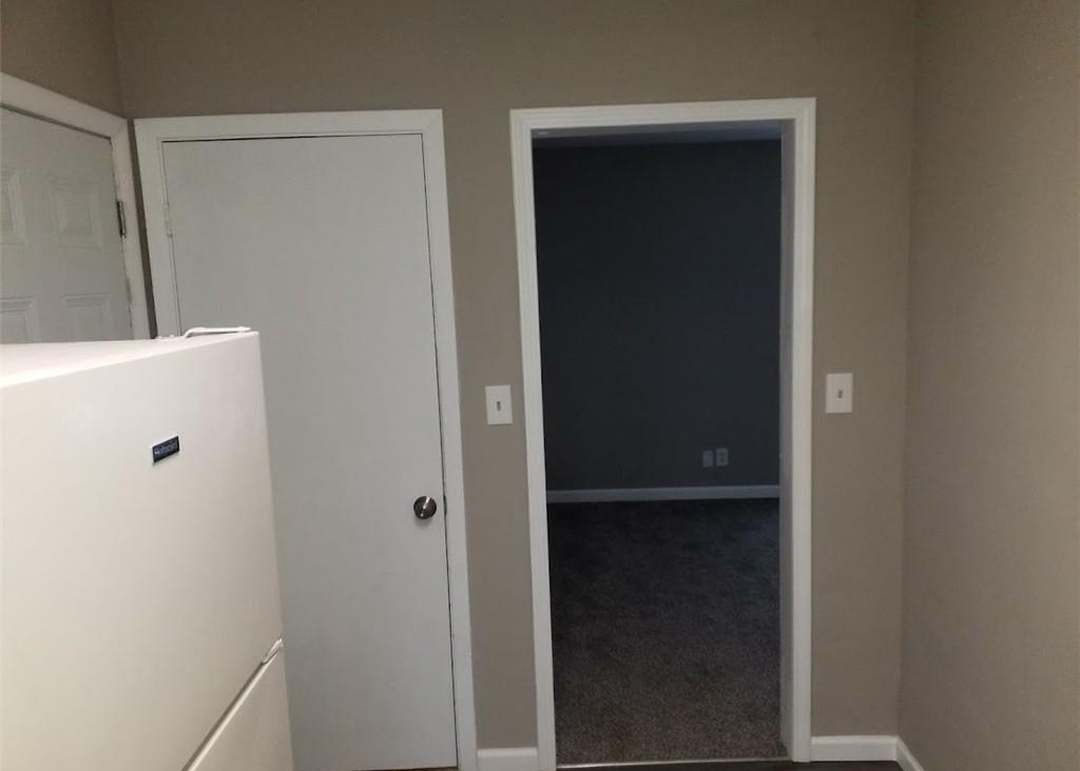 2908 W 75th Street — photo 14