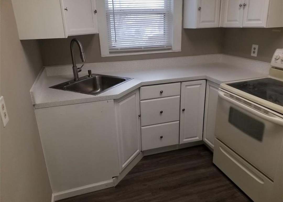 2908 W 75th Street — photo 17