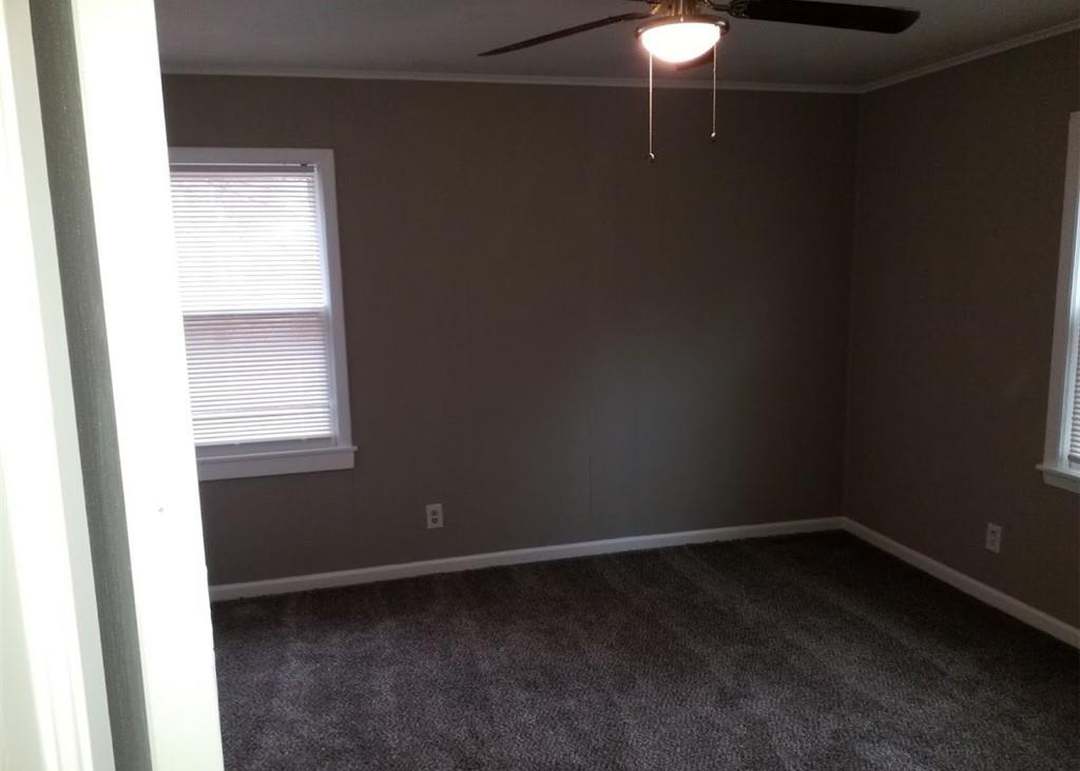 2908 W 75th Street — photo 24