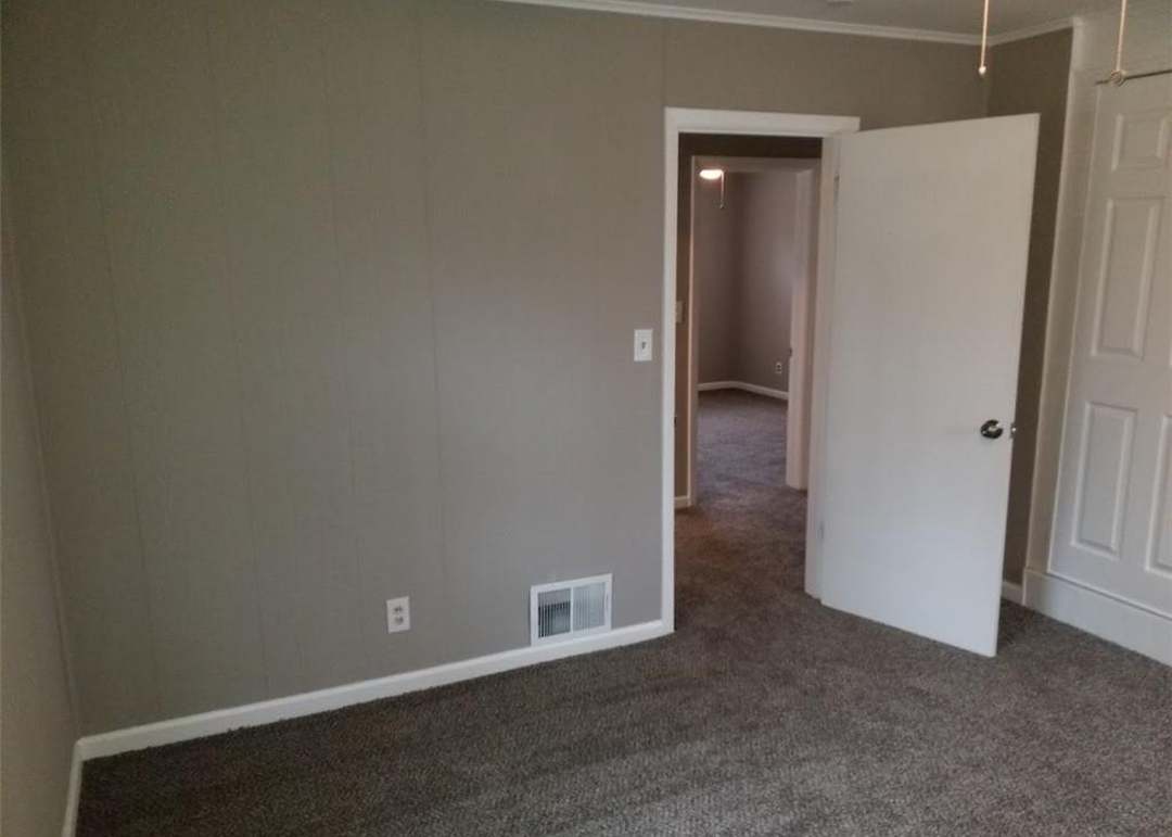 2908 W 75th Street — photo 26