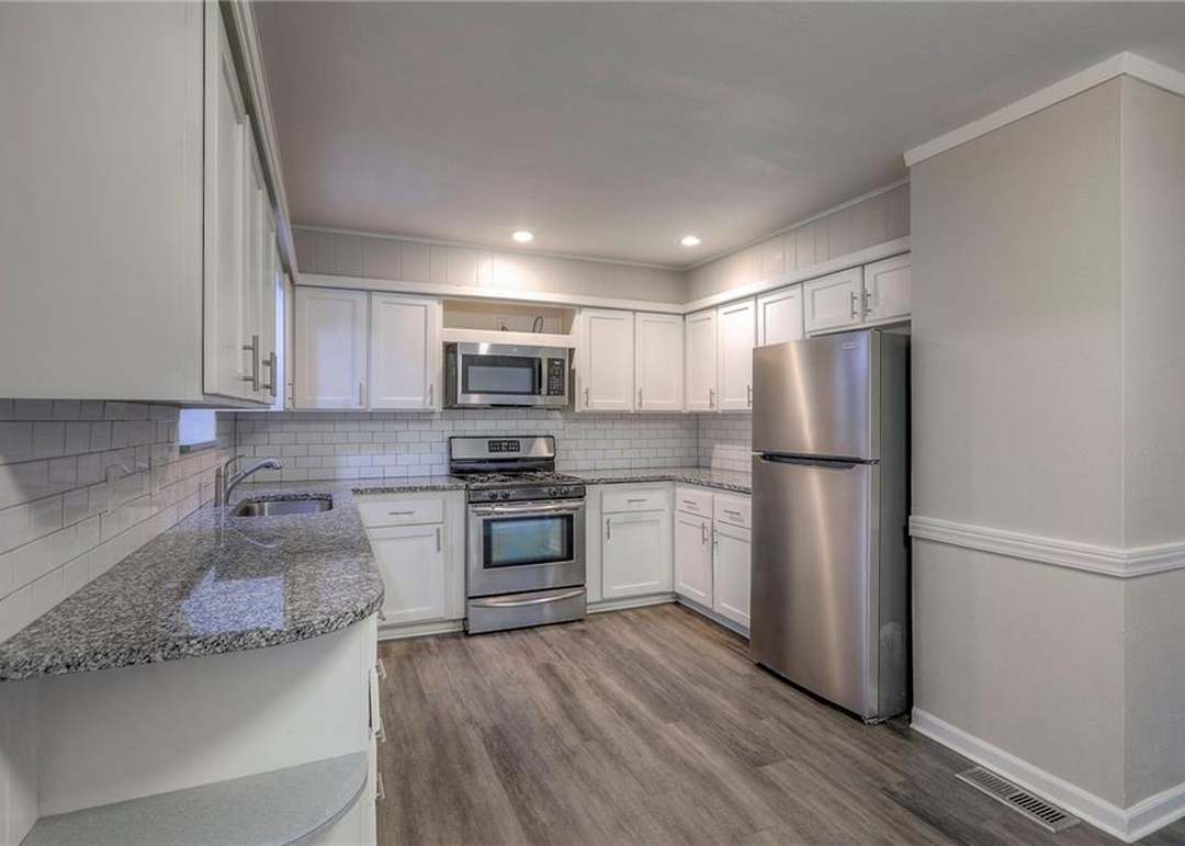 7212 Oxford Avenue — photo 4