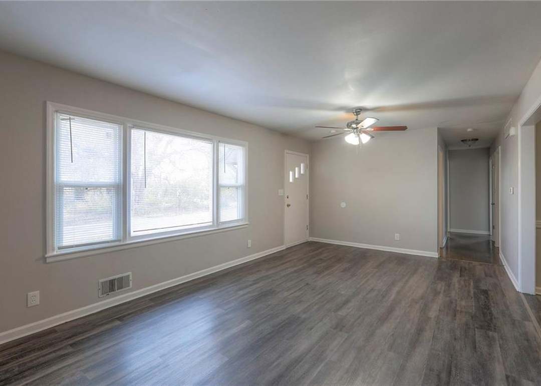 7212 Oxford Avenue — photo 6