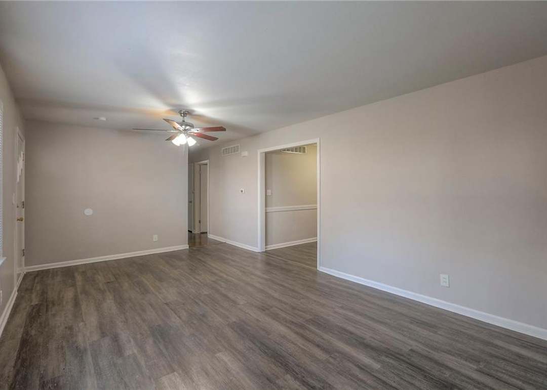 7212 Oxford Avenue — photo 11