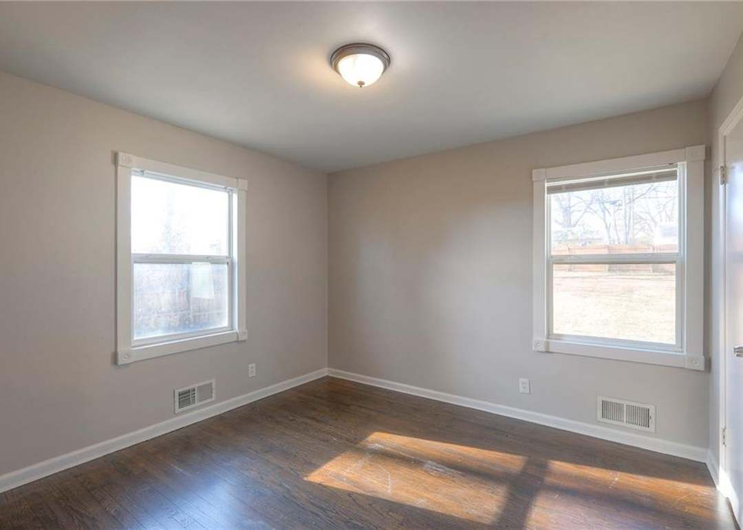 7212 Oxford Avenue — photo 14