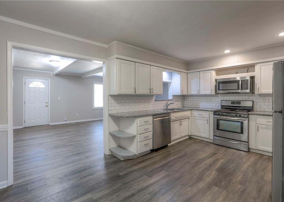 7212 Oxford Avenue — photo 18