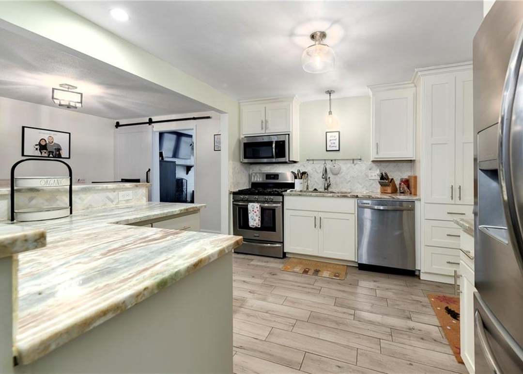8520 Hiawatha Road — photo 2