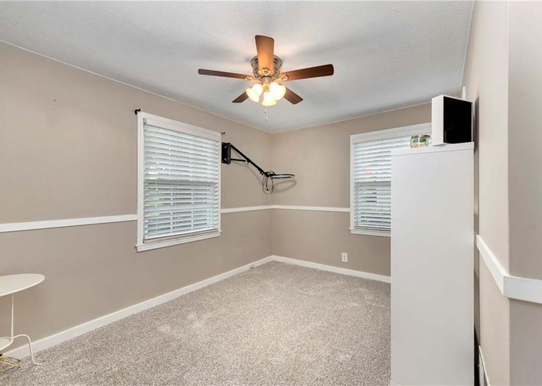 8520 Hiawatha Road — photo 25