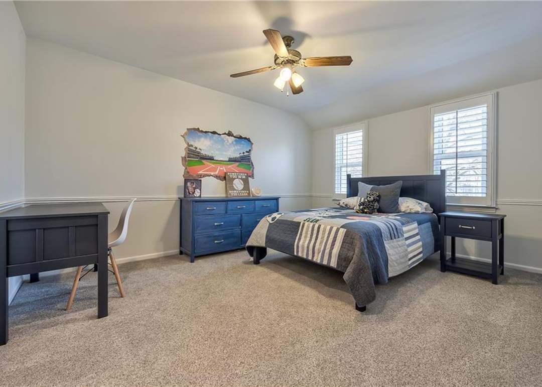 11443 W 105th Terrace — photo 3