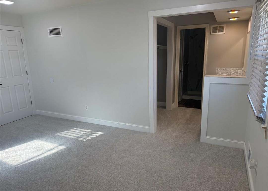 12943 Sycamore Avenue — photo 20