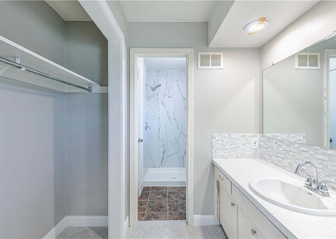 12943 Sycamore Avenue — photo 21