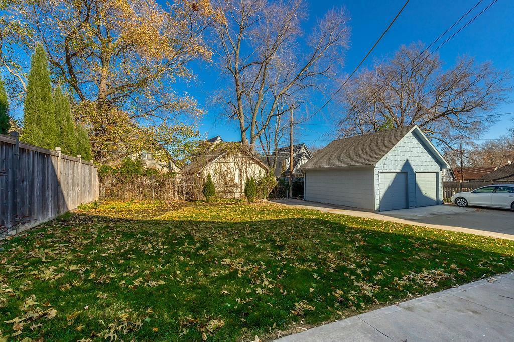 612 W Dartmouth Road — photo 33