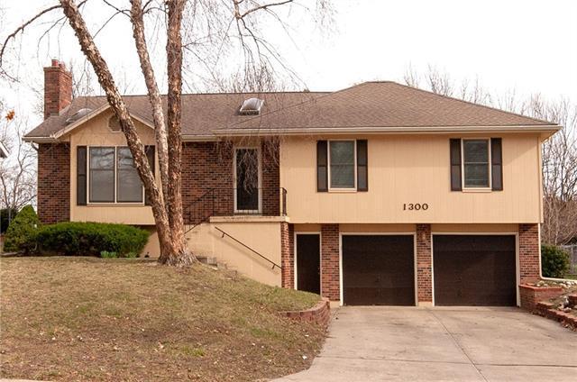1300 Lee Lane — photo 1