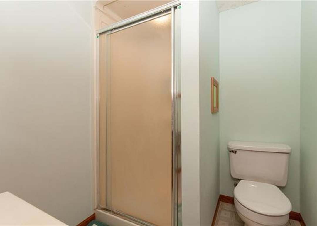 1300 Lee Lane — photo 27