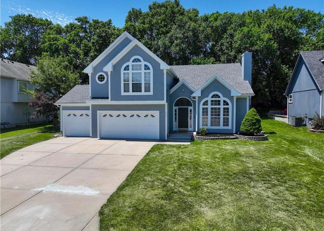 620 SE James Ct — photo 43