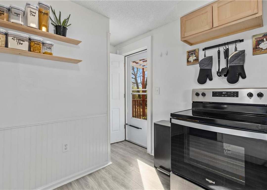 9203 W 50th Terrace — photo 17