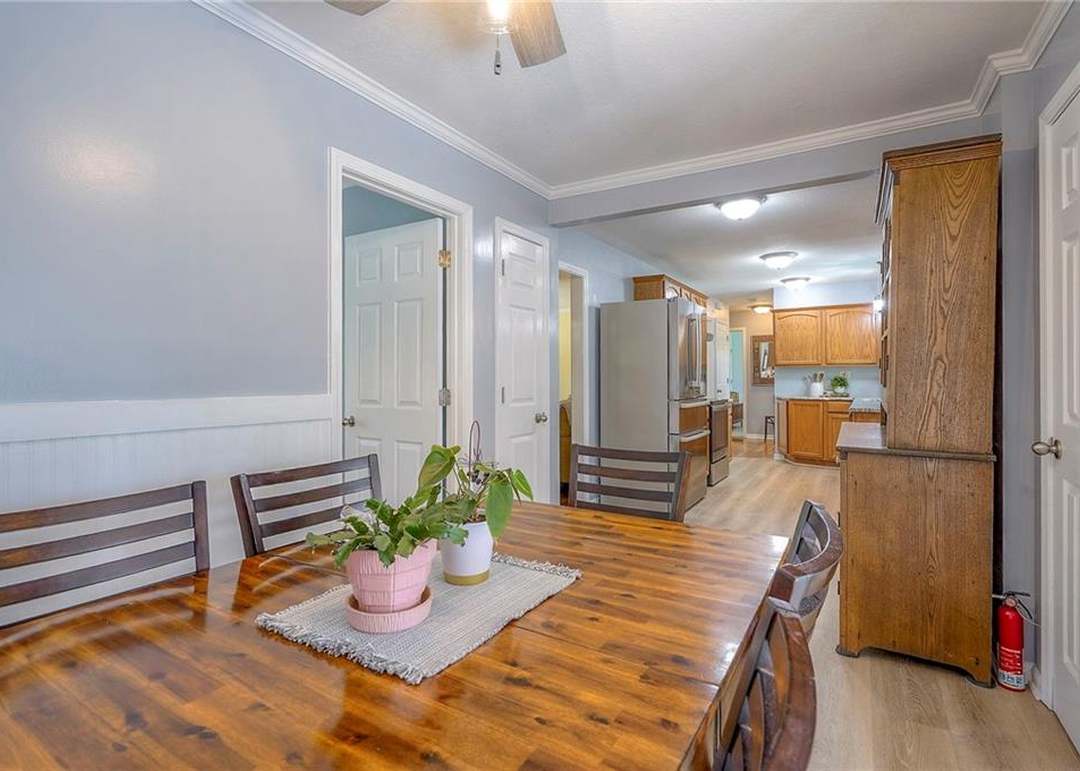 10907 Sharon Lane — photo 4