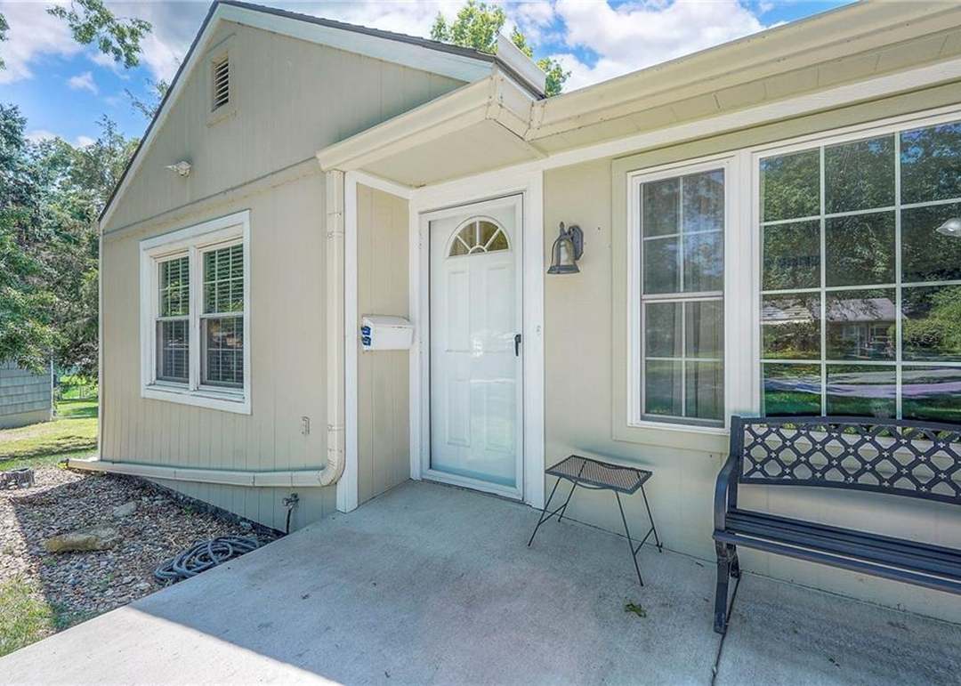 10907 Sharon Lane — photo 9