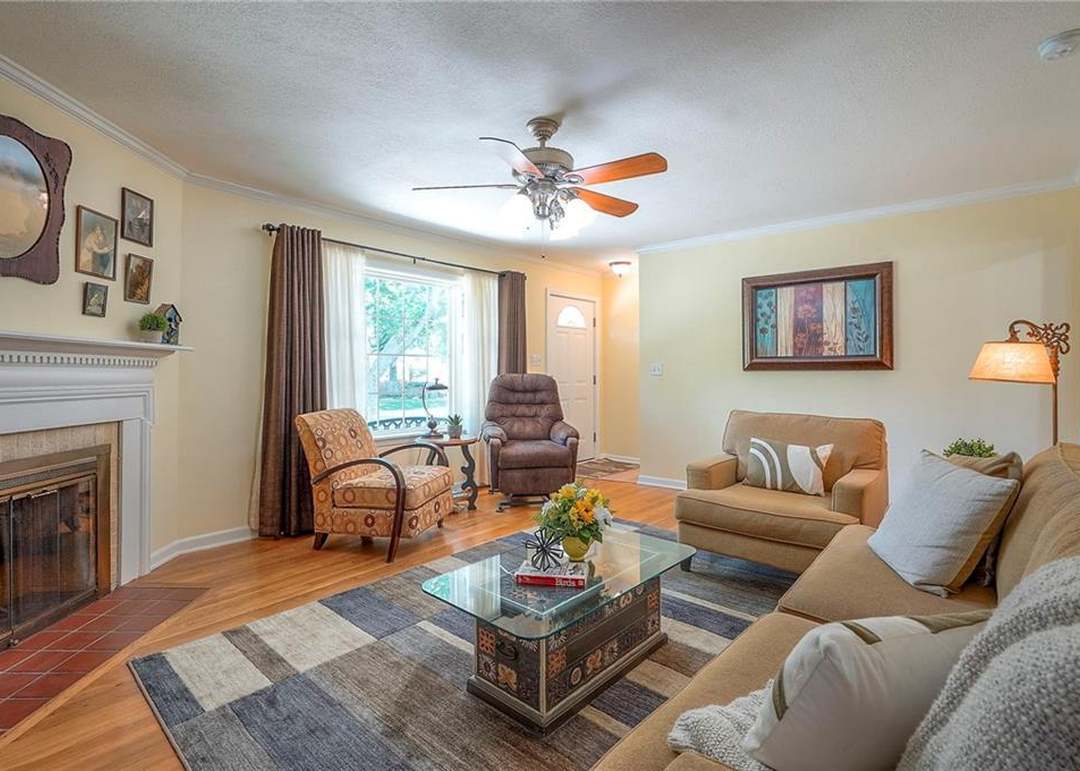 10907 Sharon Lane — photo 13
