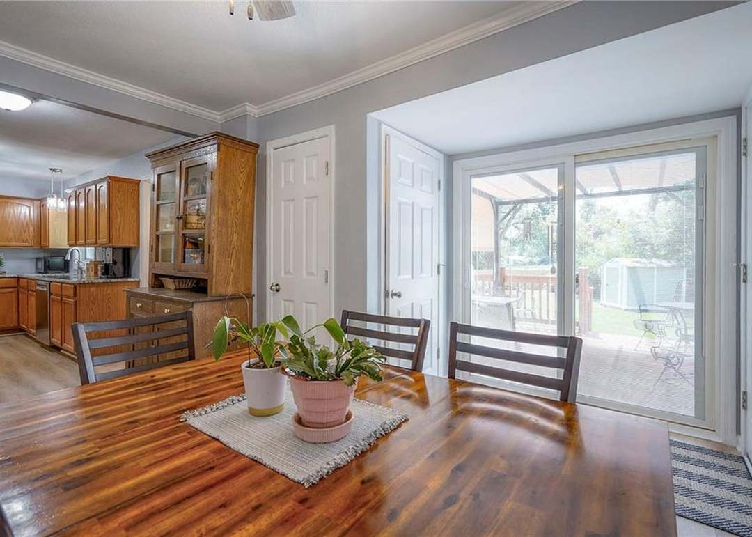 10907 Sharon Lane — photo 21