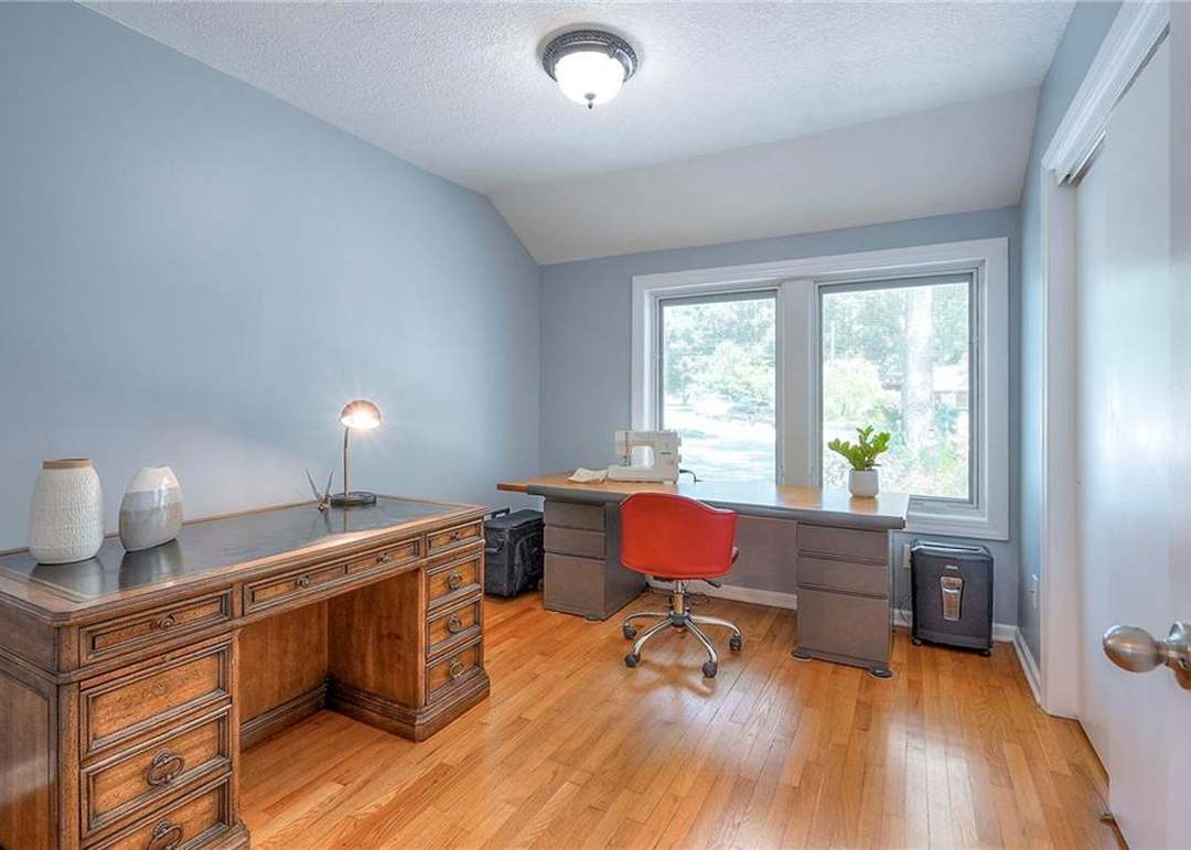 10907 Sharon Lane — photo 23