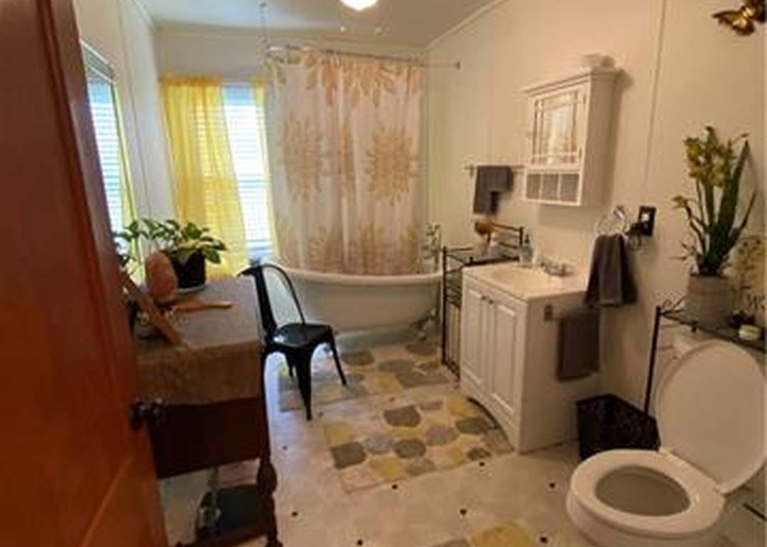 206 Myron Avenue — photo 13