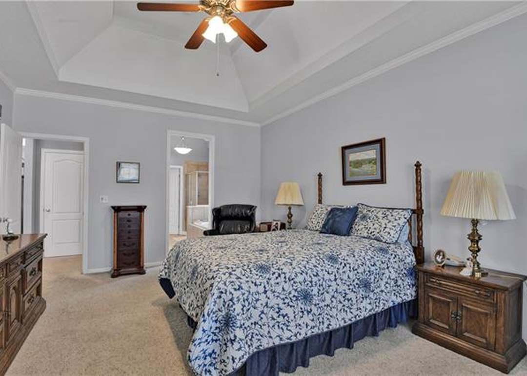 9426 Swarner Drive — photo 4