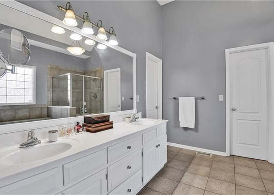 9426 Swarner Drive — photo 16