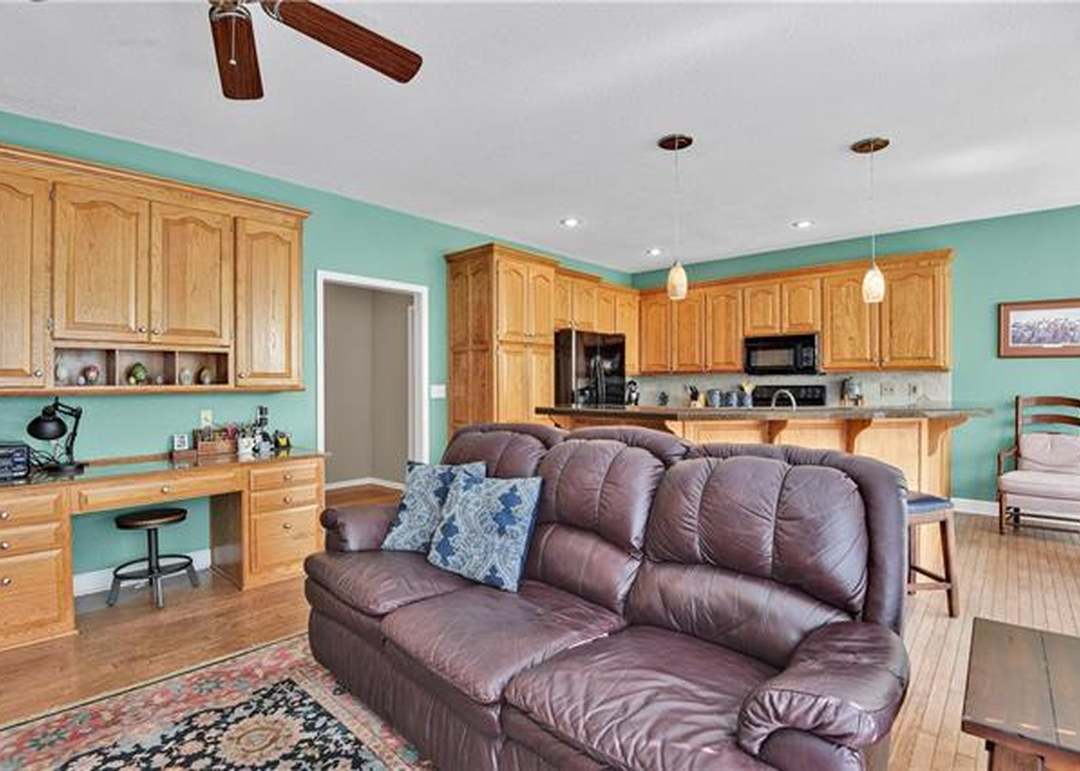 9426 Swarner Drive — photo 23