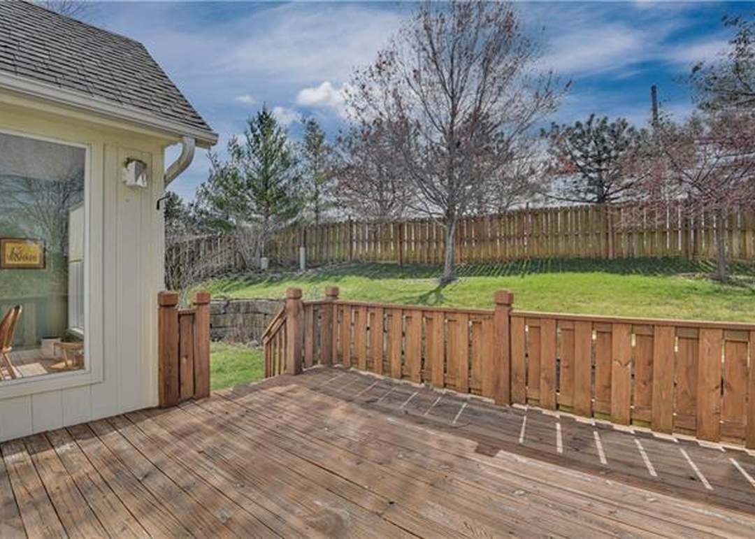 9426 Swarner Drive — photo 29